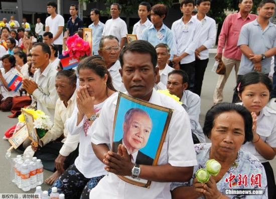 柬埔寨纪念国父西哈努克逝世八周年